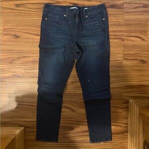Women's Skinny Jeans in Dark Blue Denim